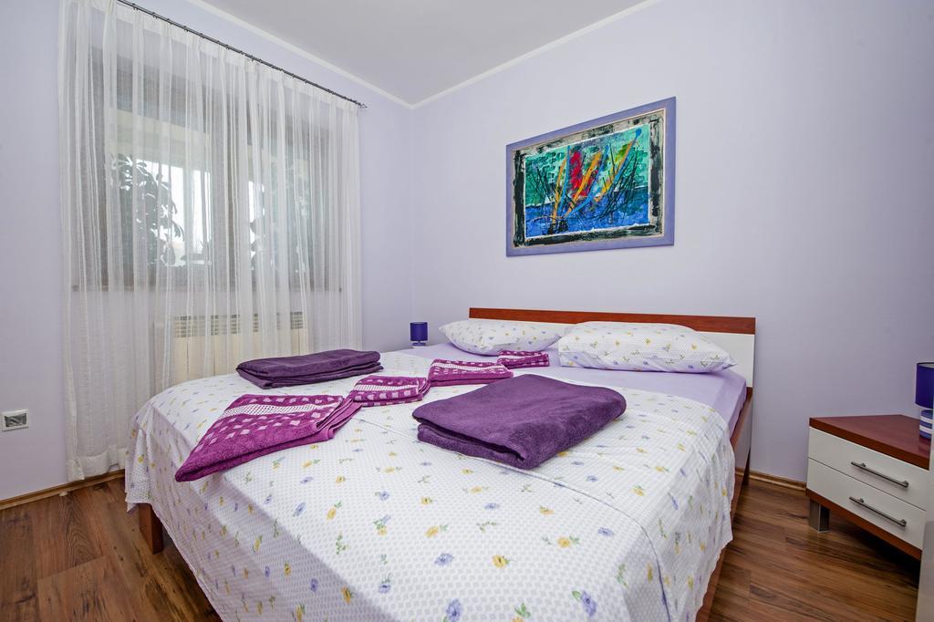 Apartments Karmen Rovinj Exterior photo